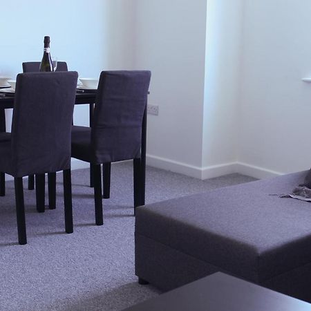 Stylish 1Br Apartment In The Heart Of Heywood Dış mekan fotoğraf